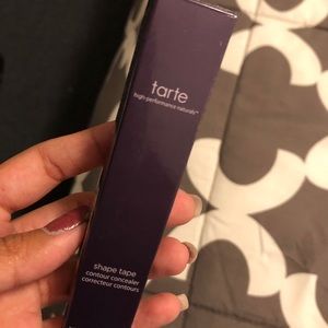 TARTE concealer brand new.